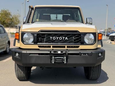 تويوتا لاند كروزر بيك آب DC 2.8L TURBODIESEL AUTOMATIC TRANSMISSION ( FOR RE-EXPORT ONLY )