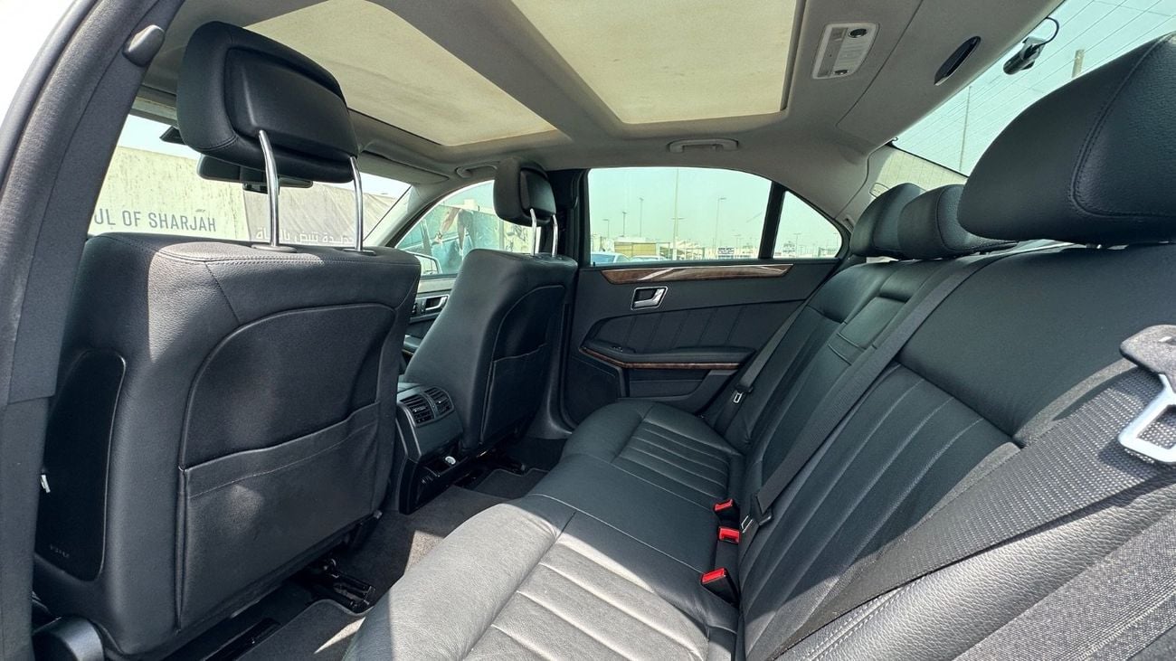 Mercedes Benz E300 ELEGANCE