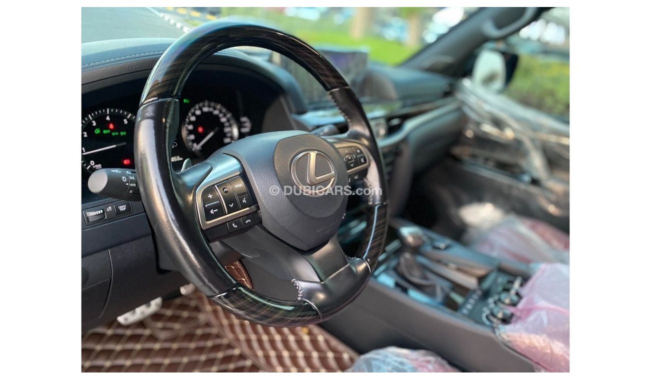 Lexus LX 570 Signature Black Edition