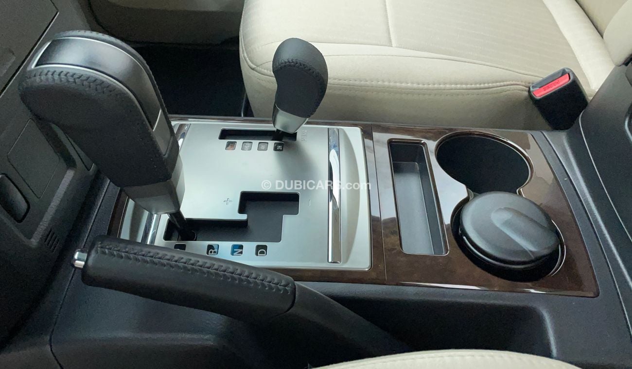 Mitsubishi Pajero 3500