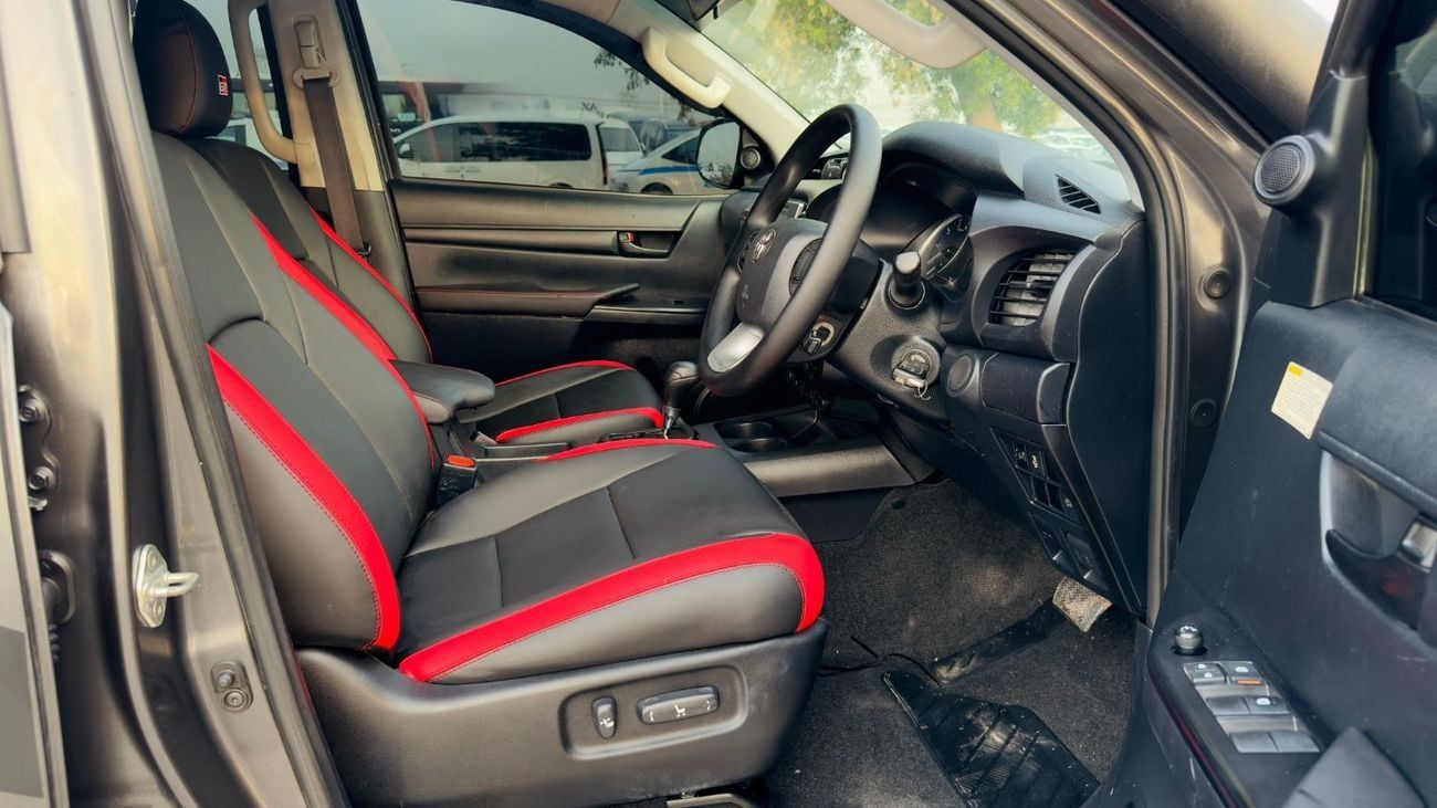 Toyota Hilux MODIFIED PICKUP | OFF-ROAD BUILD | DOUBLE CABIN | AUTOMATIC TRANSMISSION | 2.8L DIESEL ENGINE | 4WD