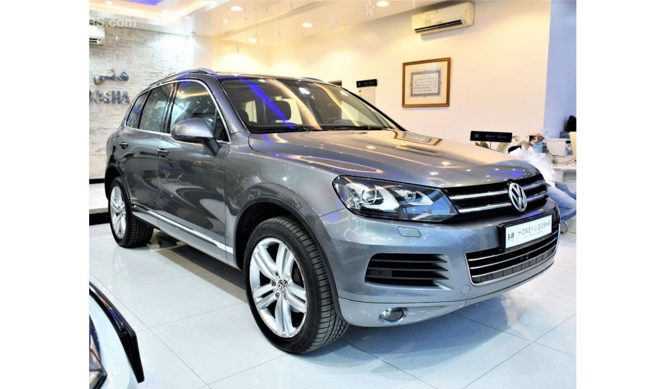 فولكس واجن طوارق ( FULL OPTION ) FULL SERVICE HISTORY Volkswagen Touareg 2015 Model!! in Grey Color! GCC Specs