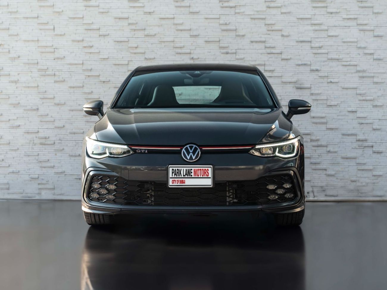 فولكس واجن جولف GTI 