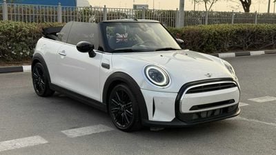 Mini Cooper GCC SPEC UNDER WARRANTY NEAT AND CLEAN