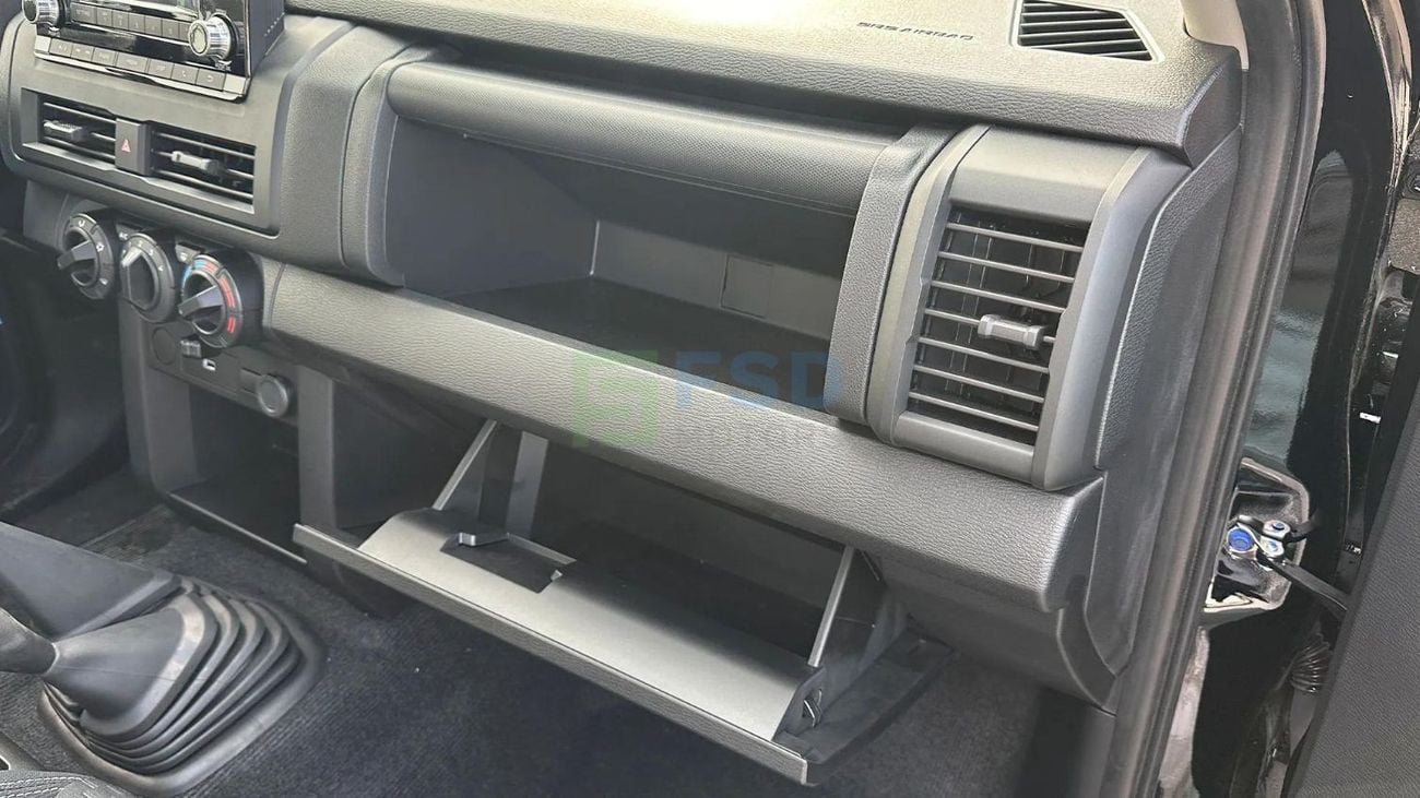 Mitsubishi L200 Mitsubishi L200 2.4L P DC 4WD GLS MT MY-2025