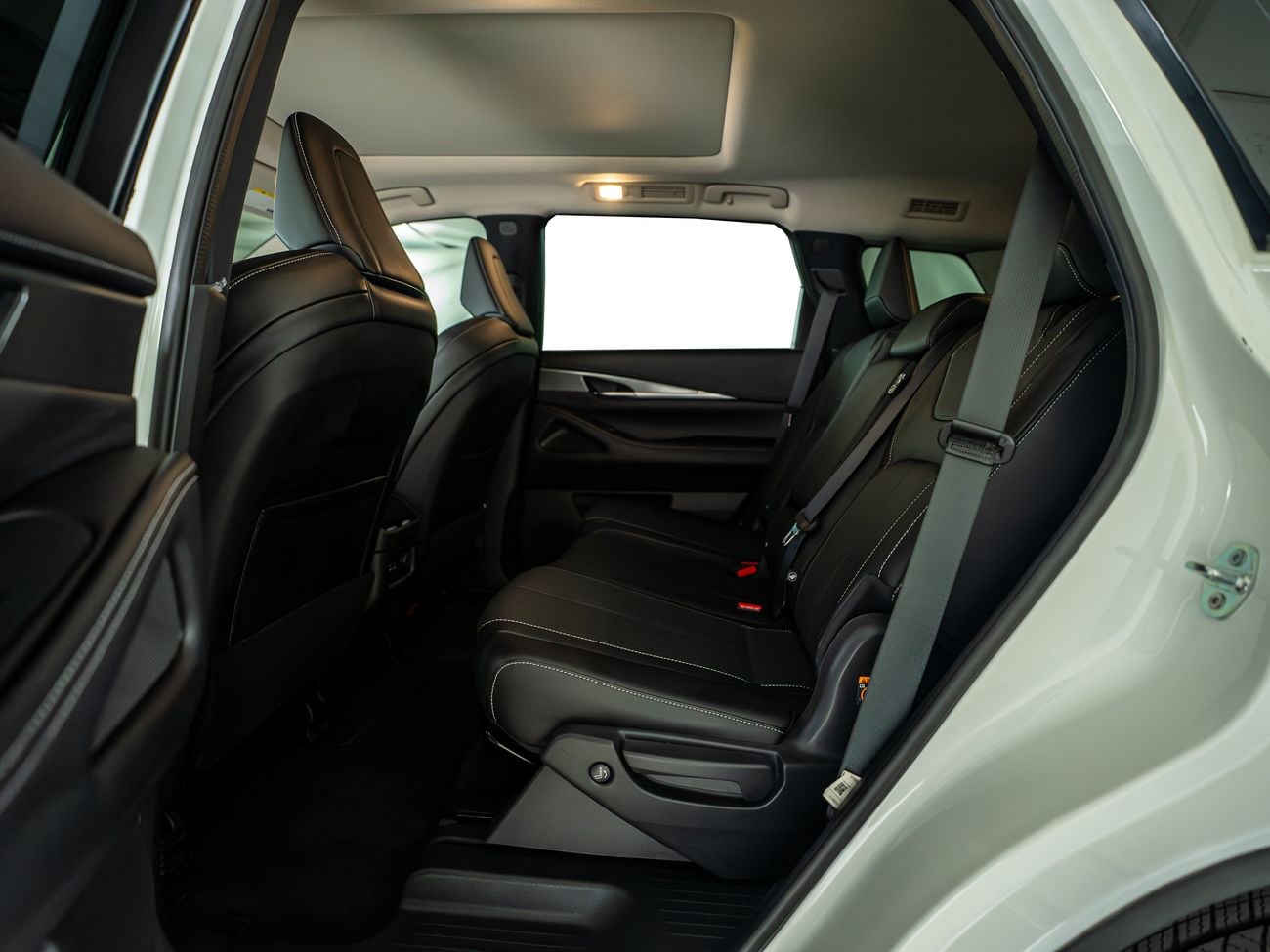 إنفينيتي QX60 Luxe 3.5L LUXE