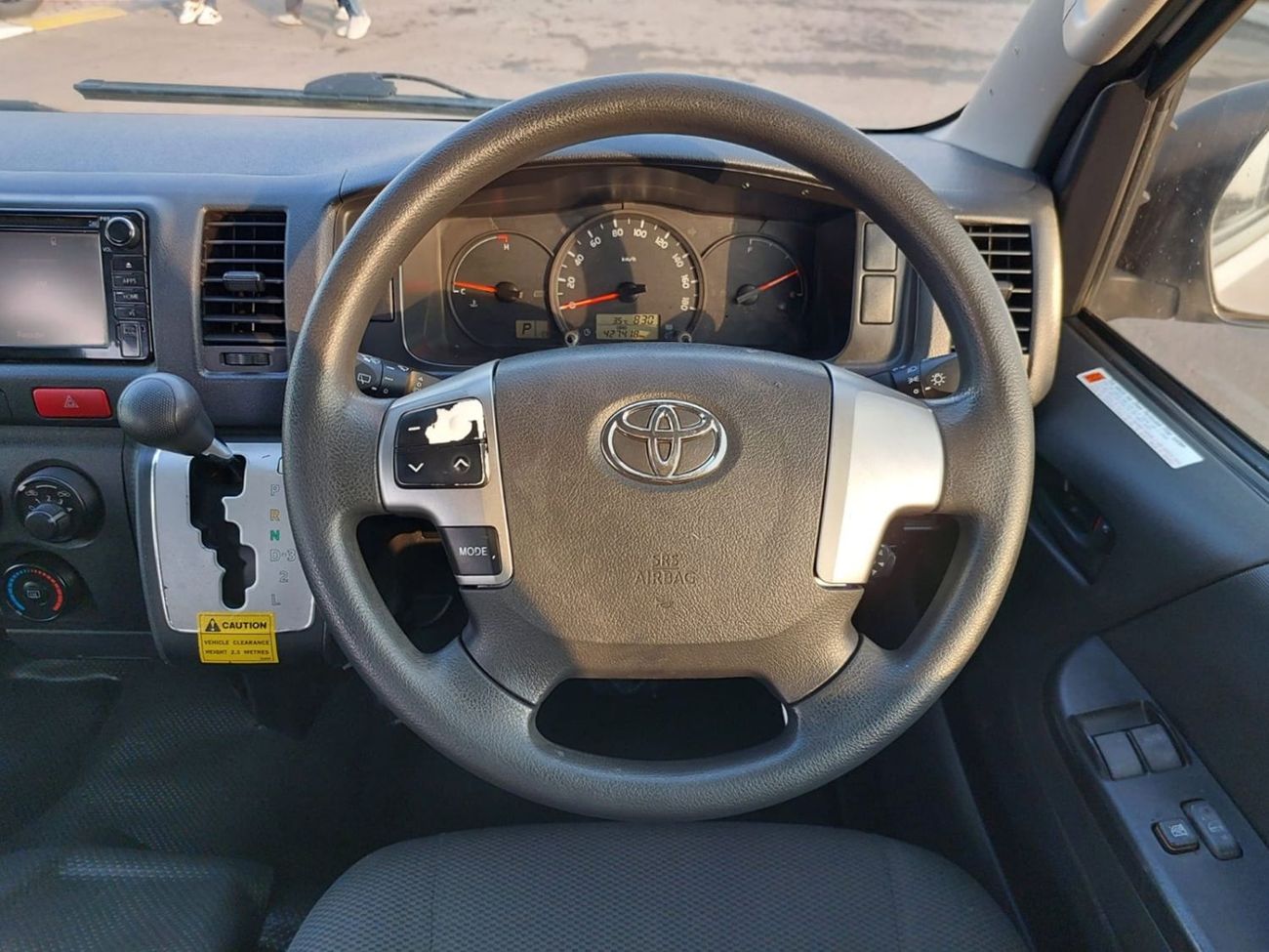 Toyota Hiace TOYOTA HIACE COMMUTER VAN RHD 2018 MODEL 3.0 L DIESEL AUTOMATIC(PM35933)