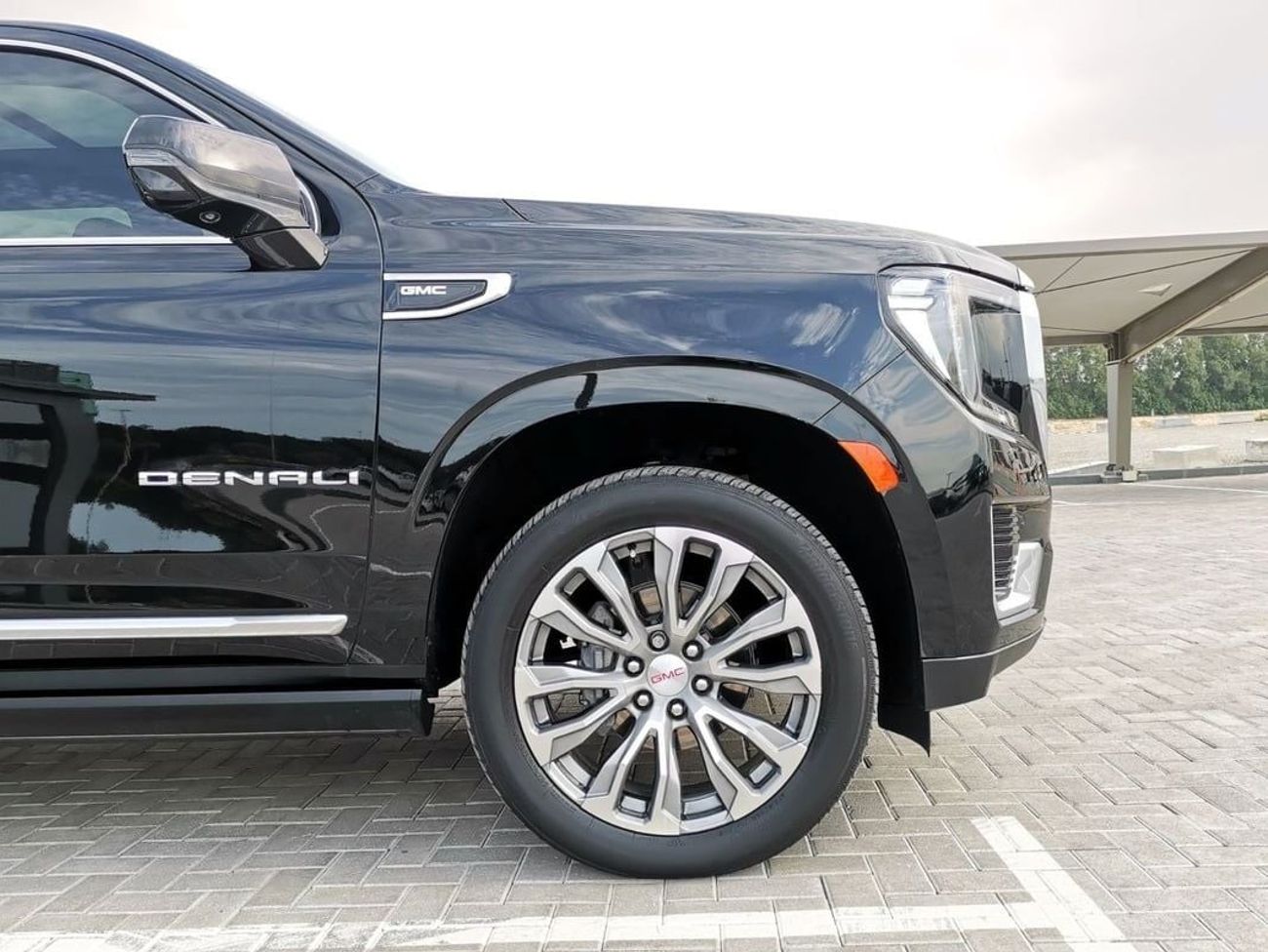 GMC Yukon GMC Denali - 2021 - Black