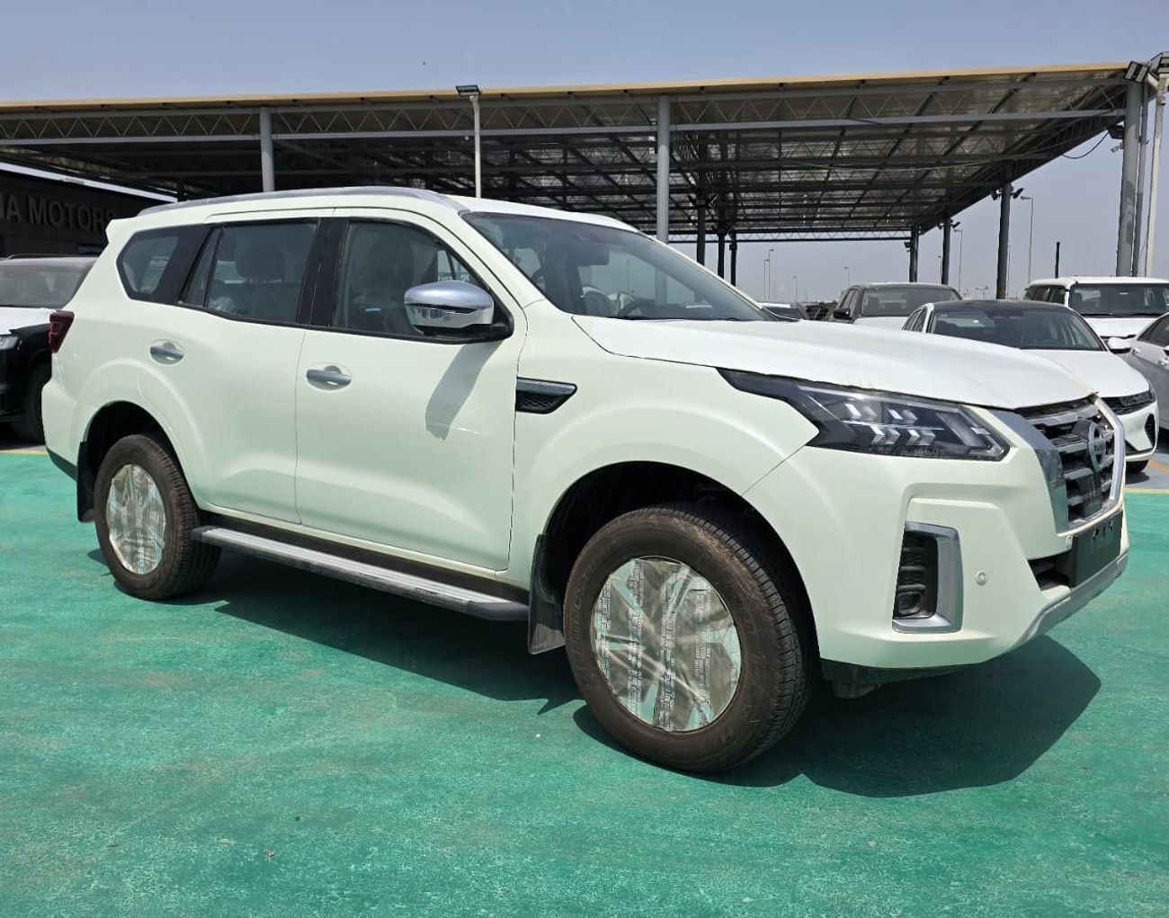 نيسان إكستيرا Platinum 2.5L AWD