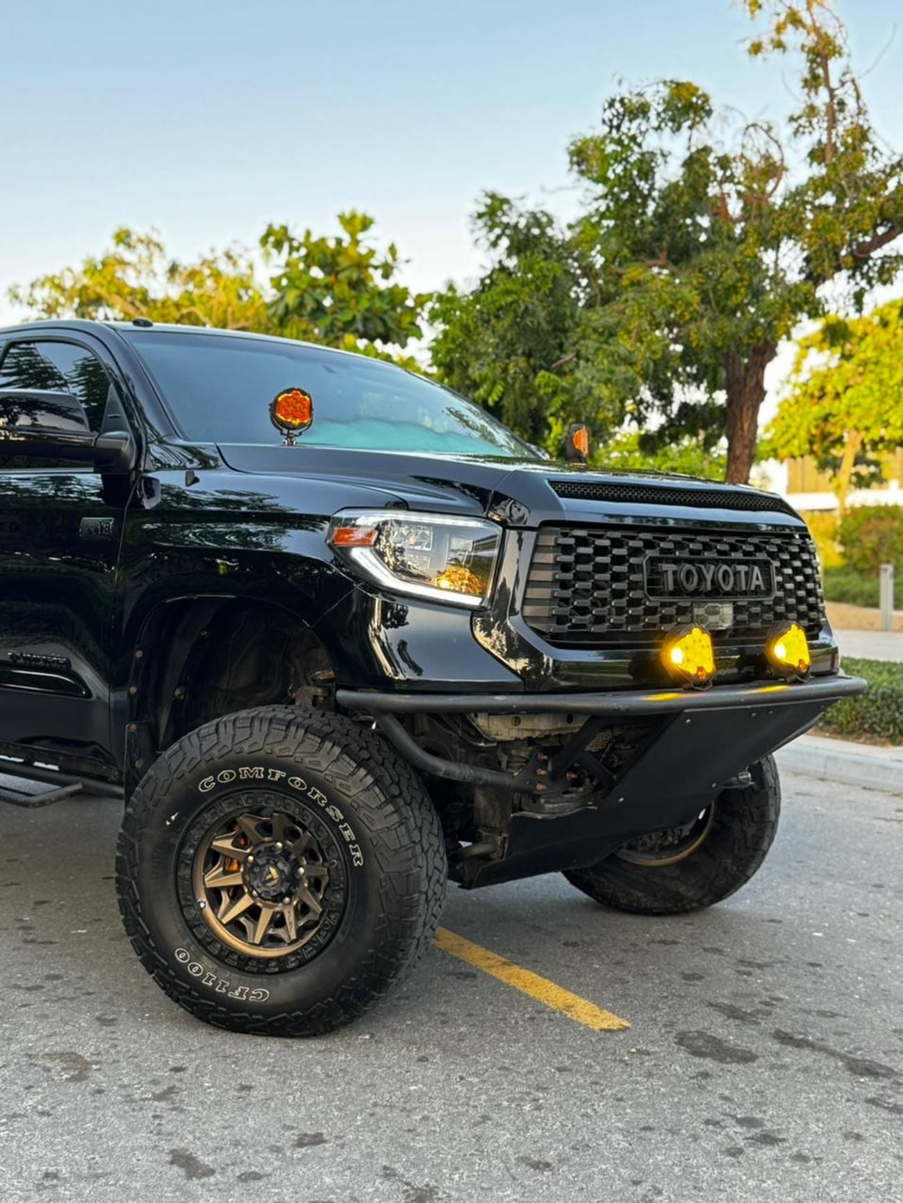 Toyota Tundra VTI CLOTH Std 5.7L