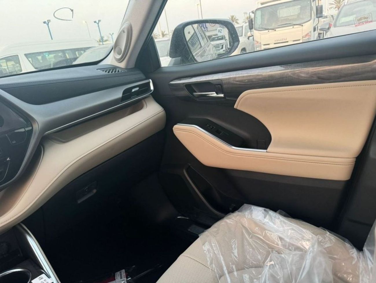 تويوتا هايلاندر 2.5L HYBRID JBL HUD LIMITED 2025