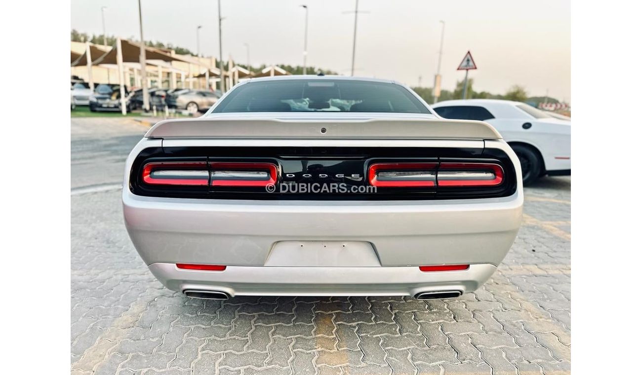 Dodge Challenger SXT For sale