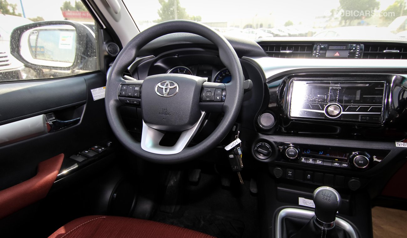 Toyota Hilux SR5 Double Cab