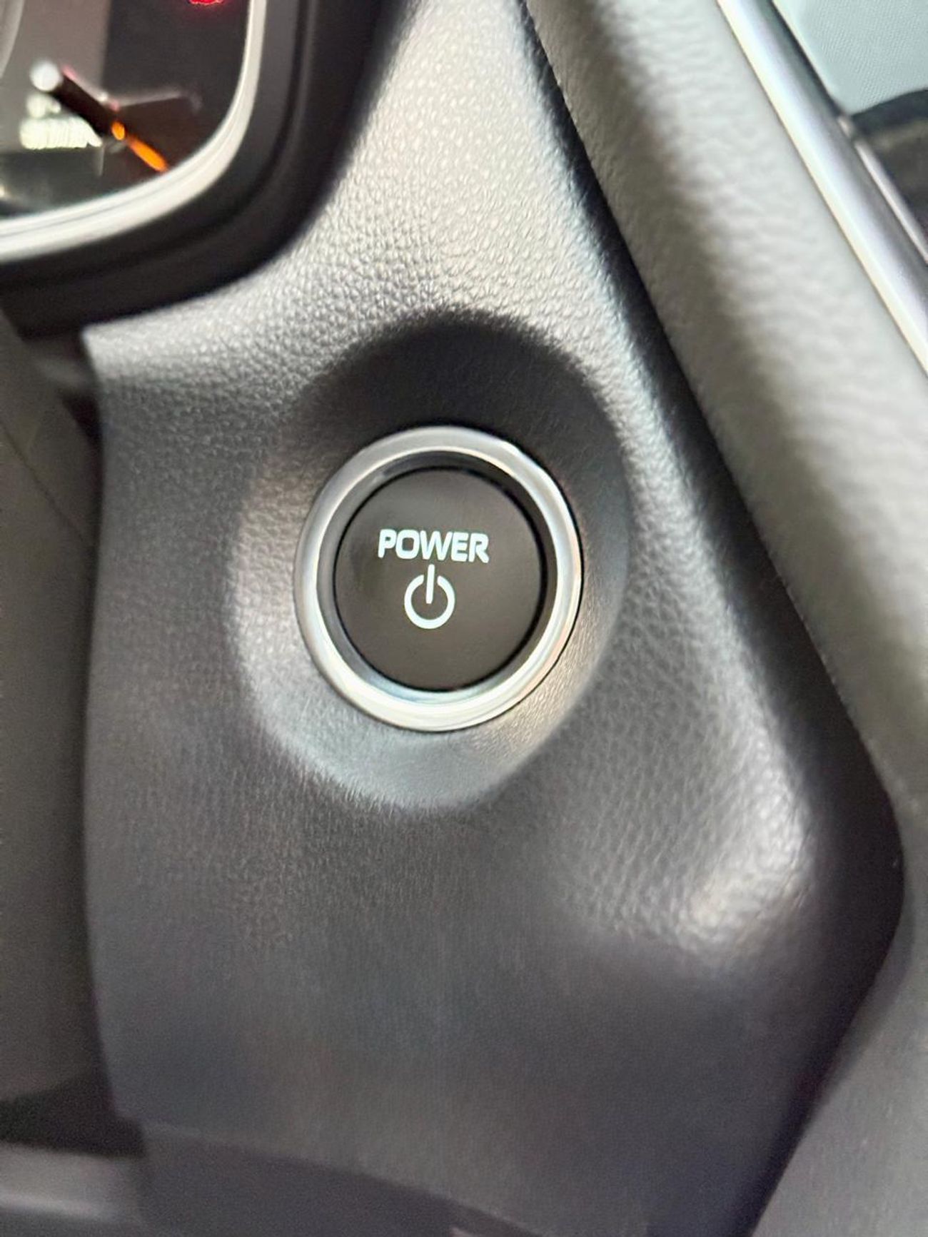 تويوتا كورولا كروس Toyota Corolla Cross Hybrid 2.0L