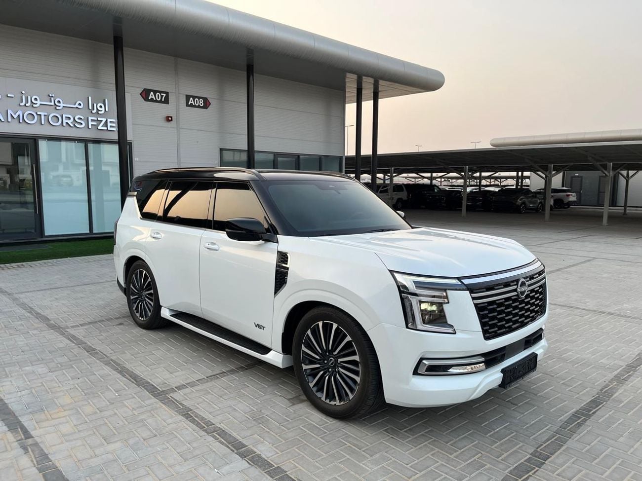 Nissan Patrol LE PLATINUM CITY TWIN-TURBO | CERTIFIED PRE-OWNED | AL MASOOD WARRANTY & SERVICE CONTRACT