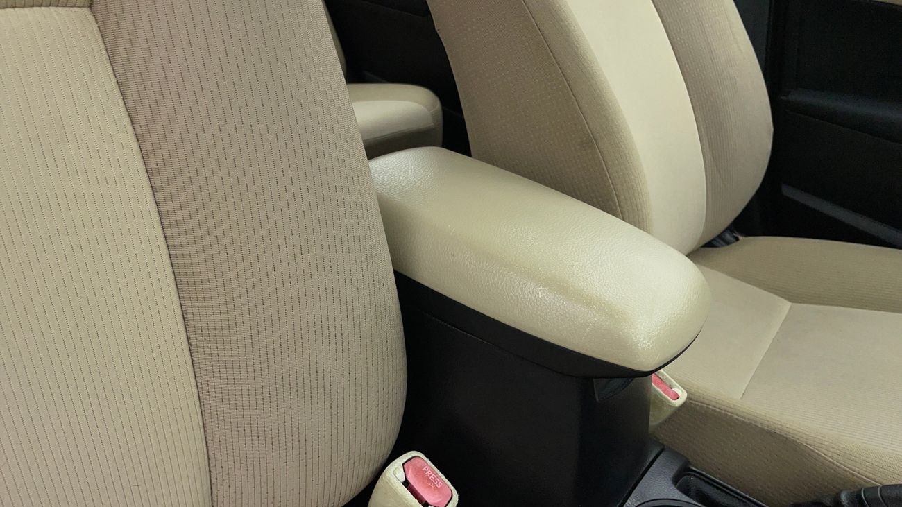 تويوتا كورولا SE 1.6 | بدون دفعة مقدمة | اختبار القيادة في المنزل