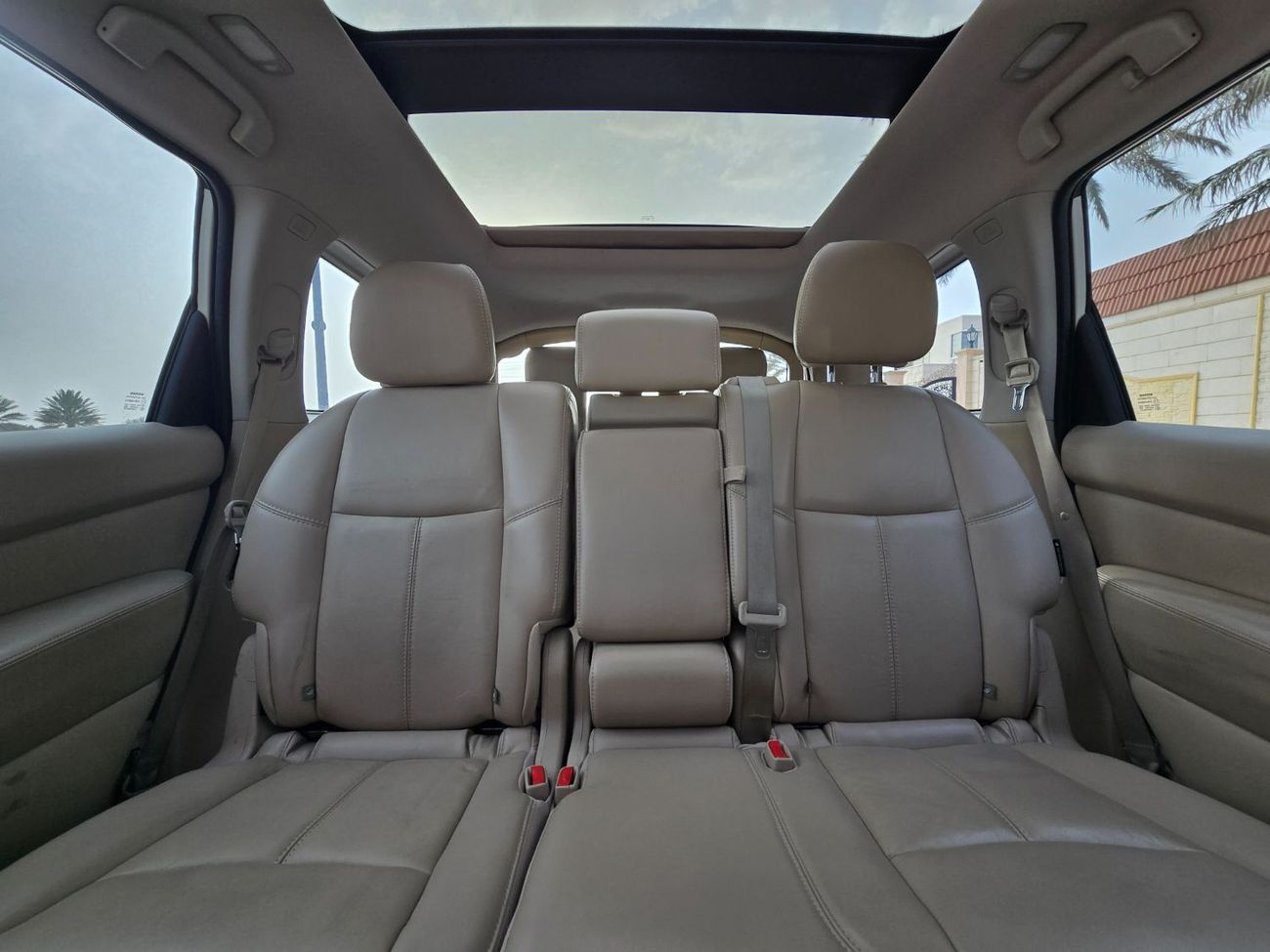 Nissan Pathfinder S 3.5L (271 HP)