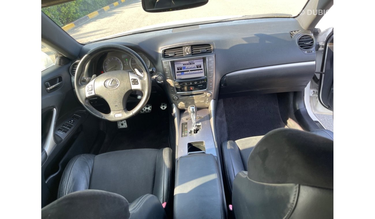 Lexus IS350