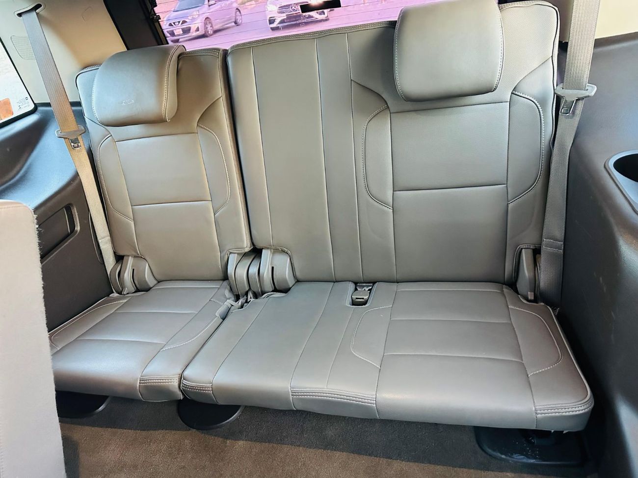 GMC Yukon Denali 6.2L (8 Seater)