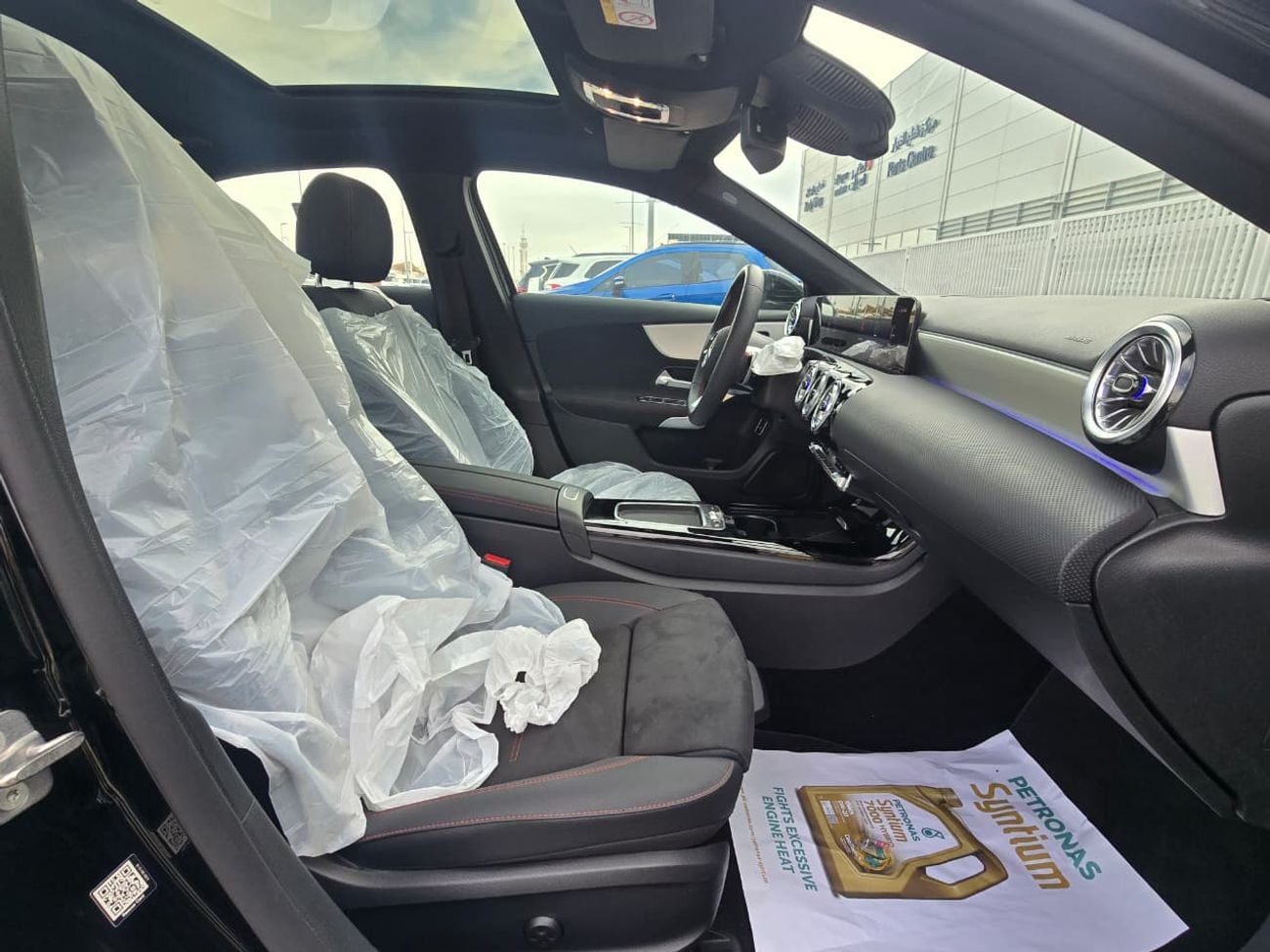 Mercedes-Benz A 200 Premium + 2.0L MERCEDES A-200 GCC 2025 // ORGINAL PAINT // FULL OPITION // PERFECT CONDITION