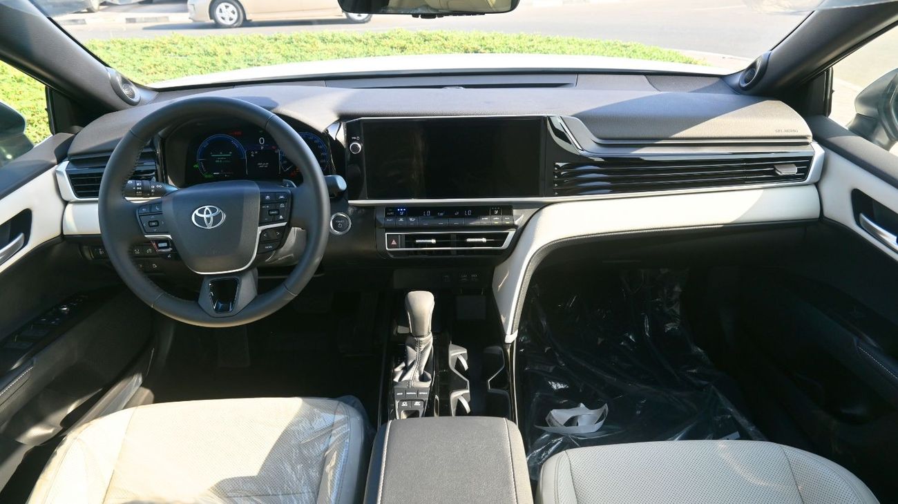 تويوتا كامري -Toyota Camry Hybrid Limited