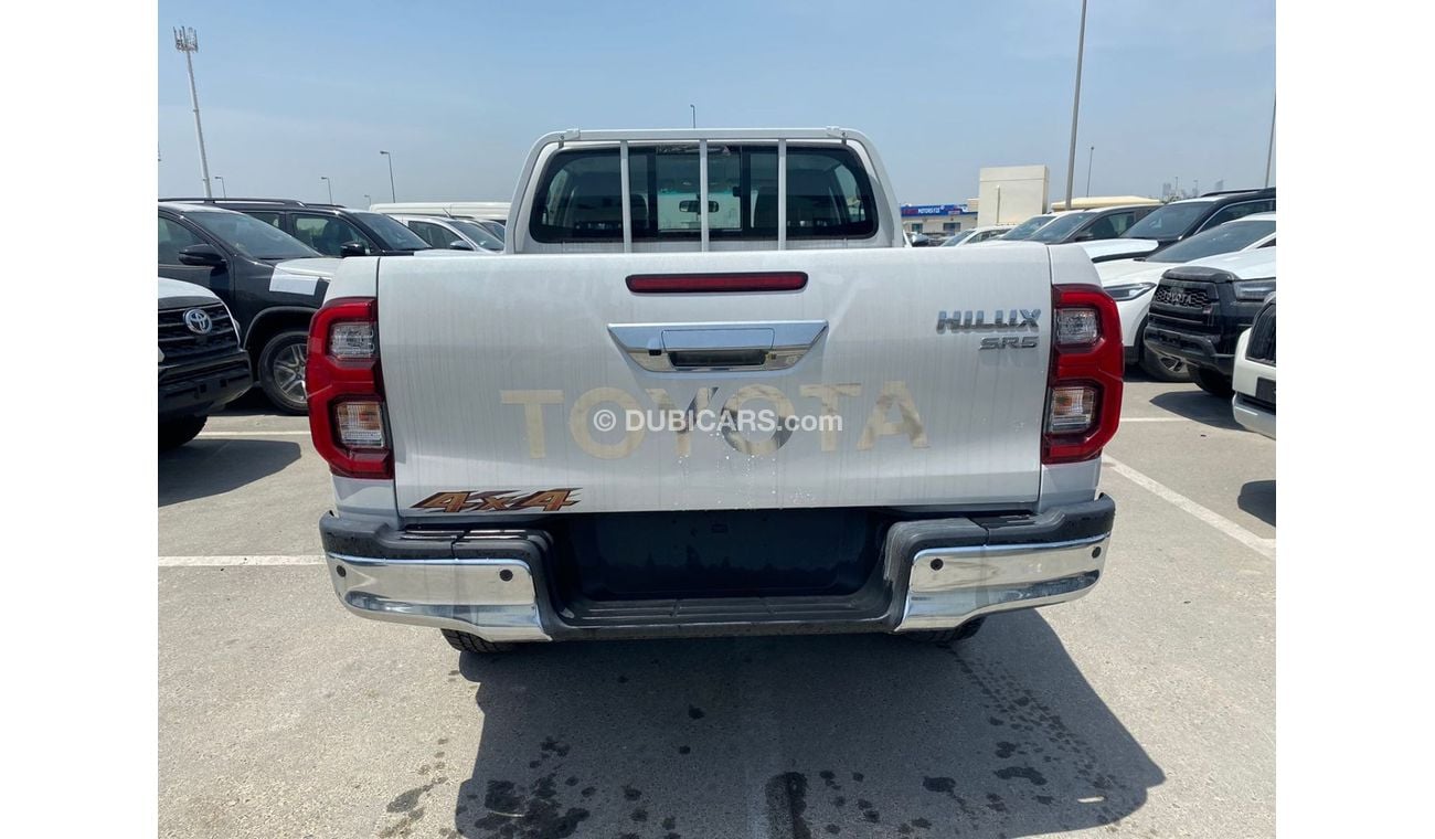 Toyota Hilux TOYOTA HILUX 4.0 AT WHITE 2023
