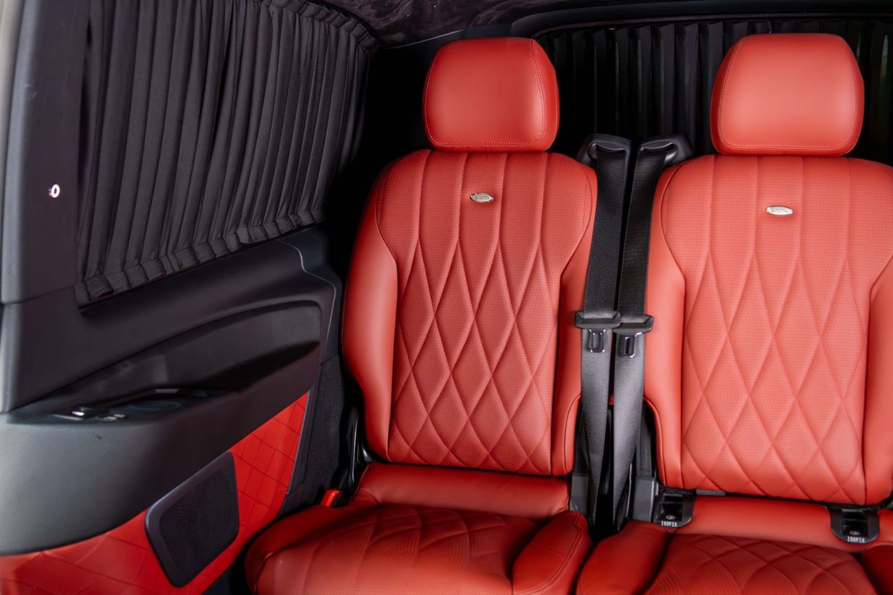 Mercedes-Benz V 250 Std 2.1L Falcon Edition-Star Light System-ONLY 21,000Km-19 Inch Rims-Entertainment Screen