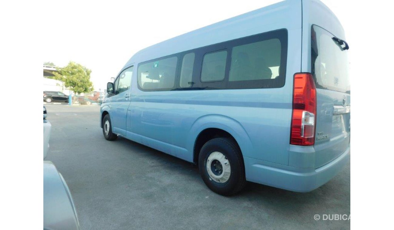 Toyota Hiace High Roof GL 2.8L Bus Diesel 13-Seater AT