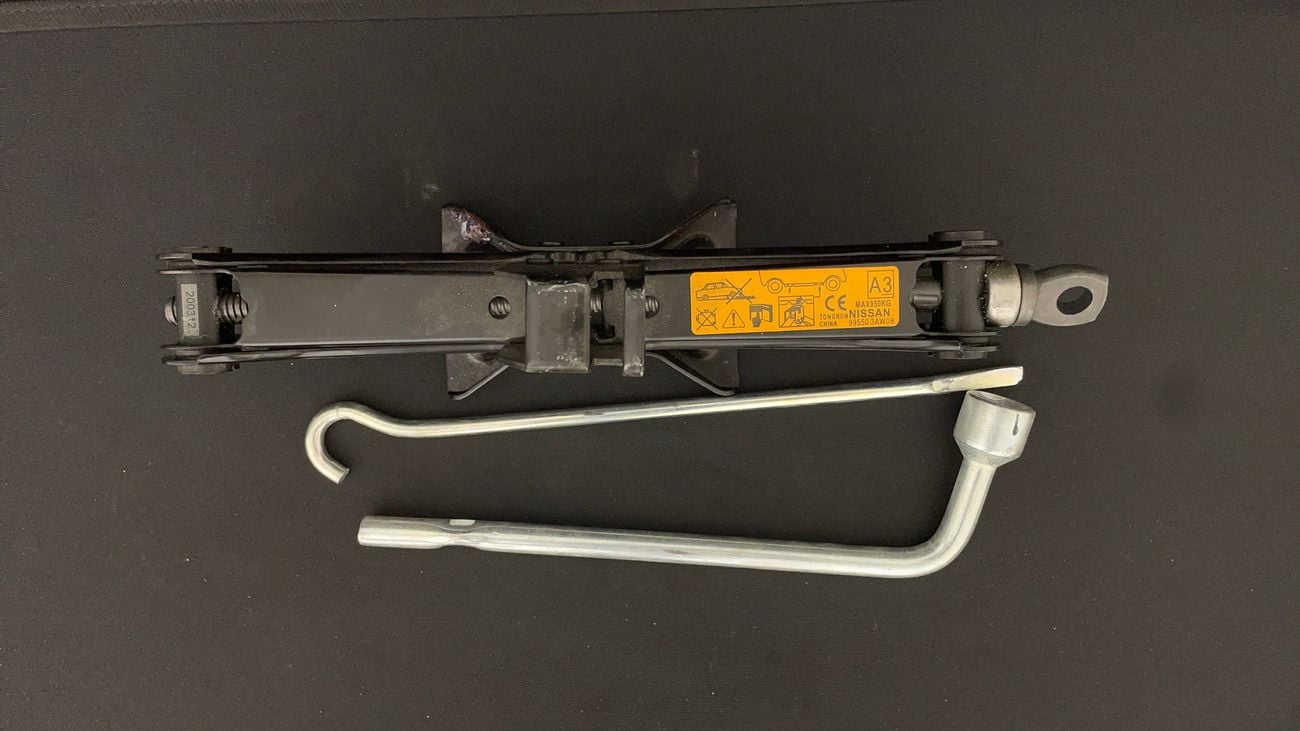 Nissan Sunny SV 1.5 | Zero Down Payment | Home Test Drive