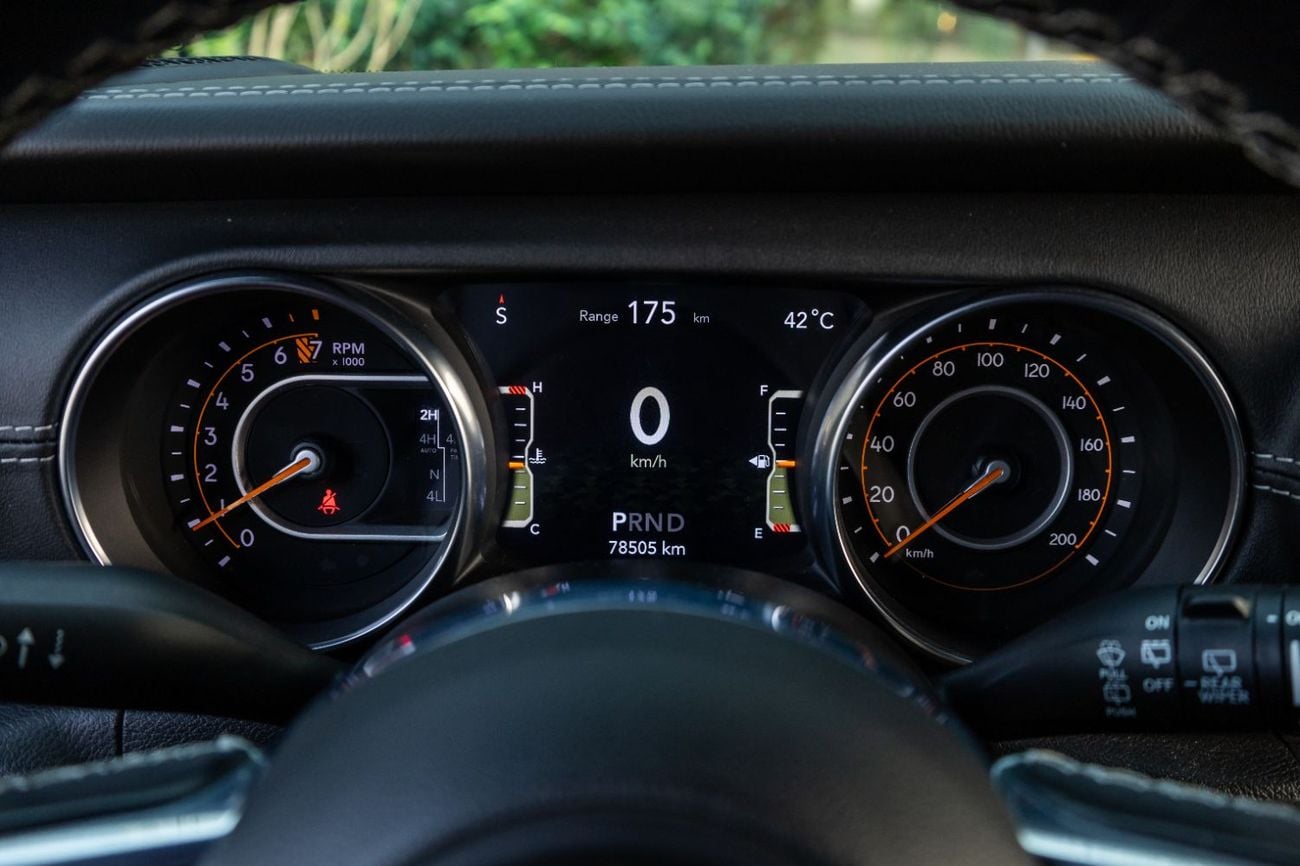 Jeep Wrangler Sahara 3.6L A/T (5 Seater)