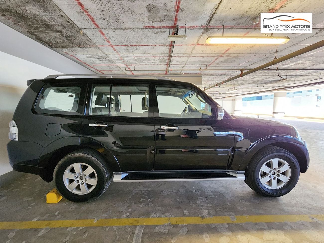 Mitsubishi Pajero GLS LOWLINE