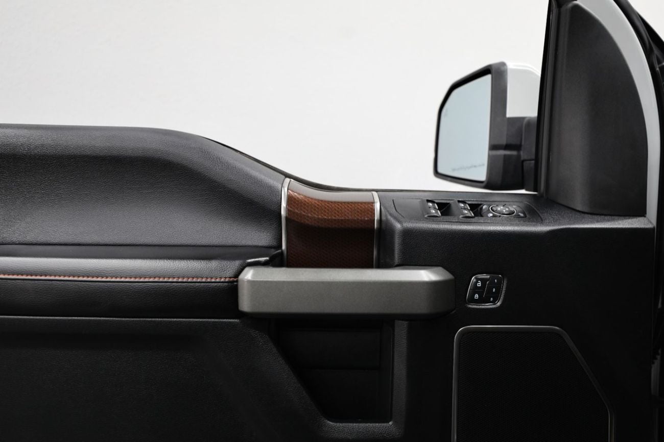 Ford F 150 SVT Raptor 3.5L F150 Raptor | Full option | GCC | V6 3.5L | Free registration | 1 Year Warranty Ref#