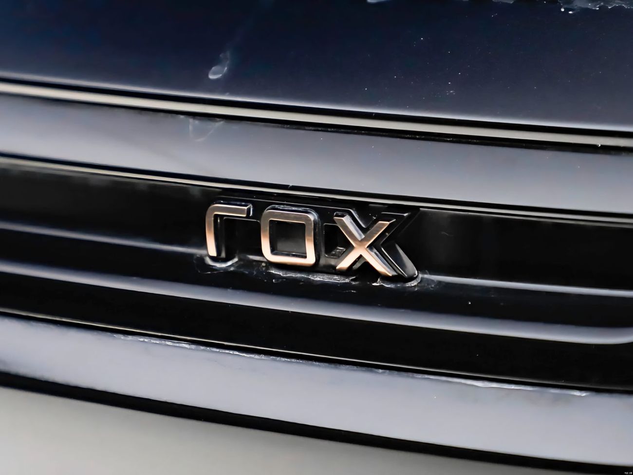 ROX Adamas ROX Adamas vip 6 seats (EREV)  A/T 4*4 SUV  black color 2026 model