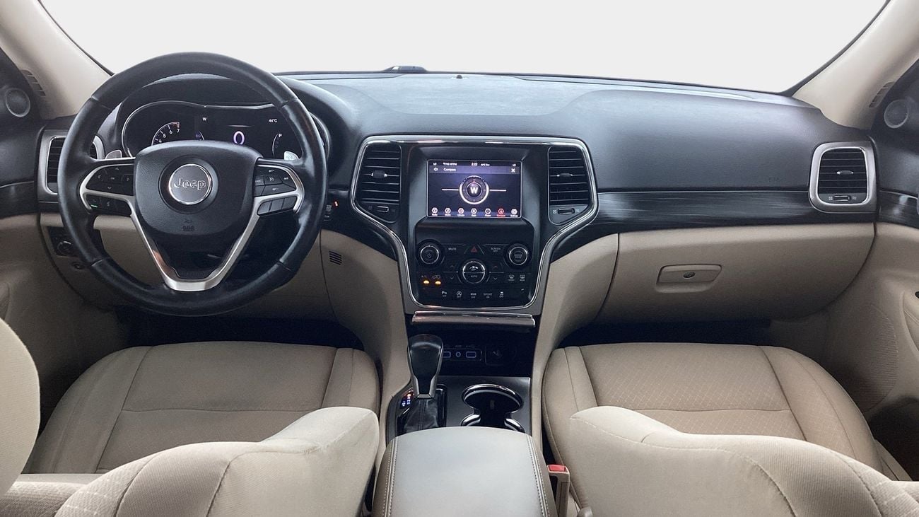Jeep Grand Cherokee LAREDO | Guaranteed Warranty | 0 Down Payment