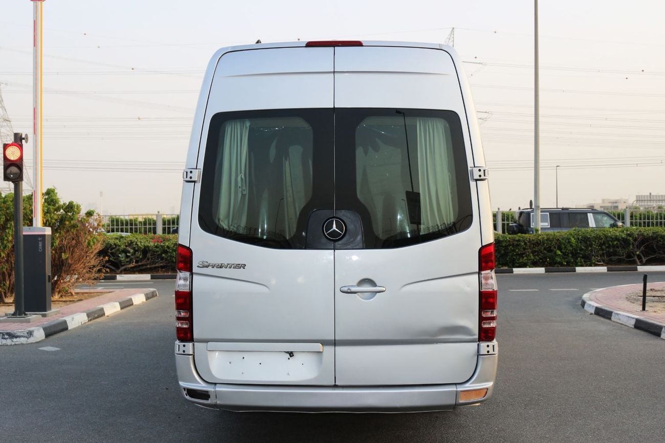 مرسيدس بنز سبرينتر MERCEDES SPRINTER 2009 AUTOMATIC PETROL 18 SEATS