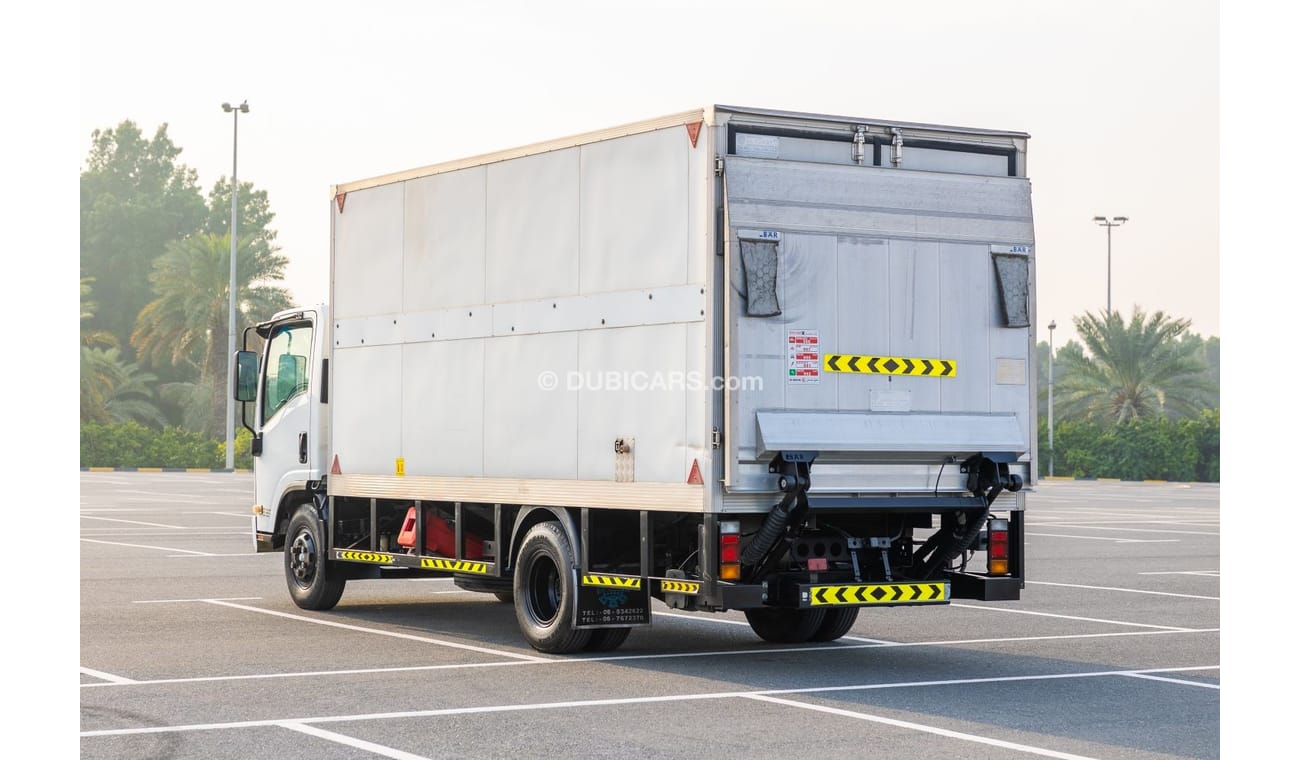Isuzu NPR Reward 2017 LC Chiller Box with Tail Lift - Diesel M/T - Excellent Condition - GCC Specs
