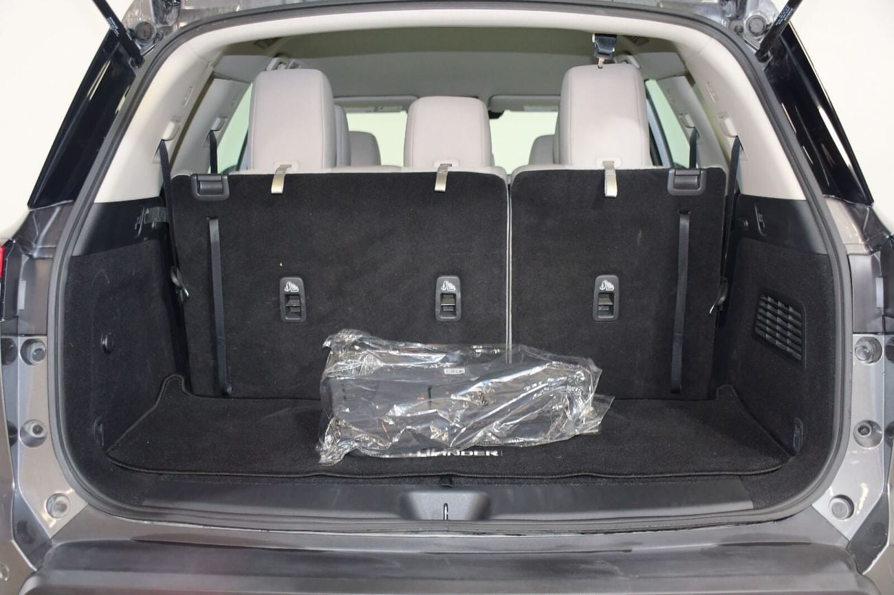 Nissan Pathfinder S 2.0