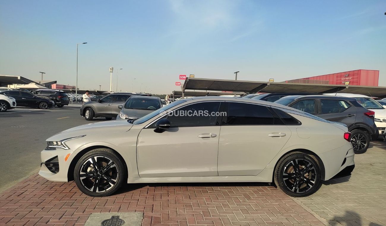 Kia K5 full option GT-Line