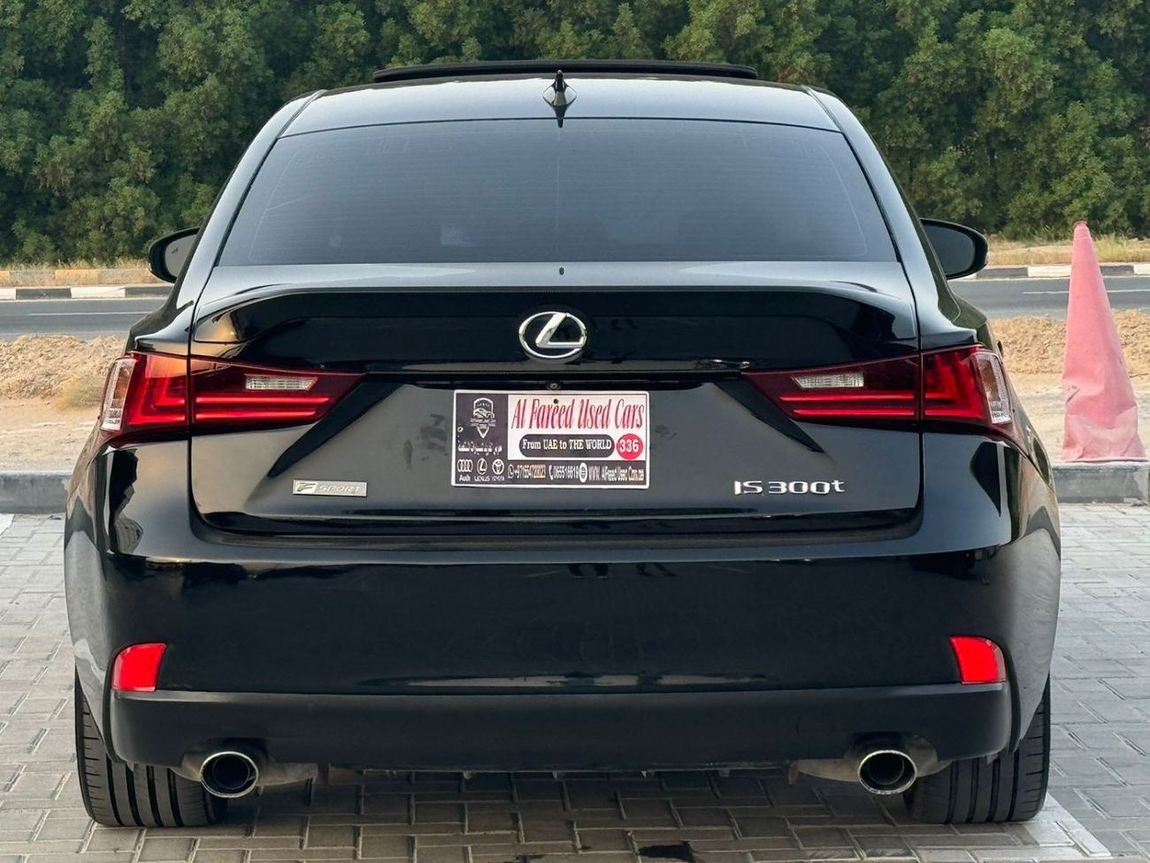 Lexus IS 200 Premier In excellent condition inside and out