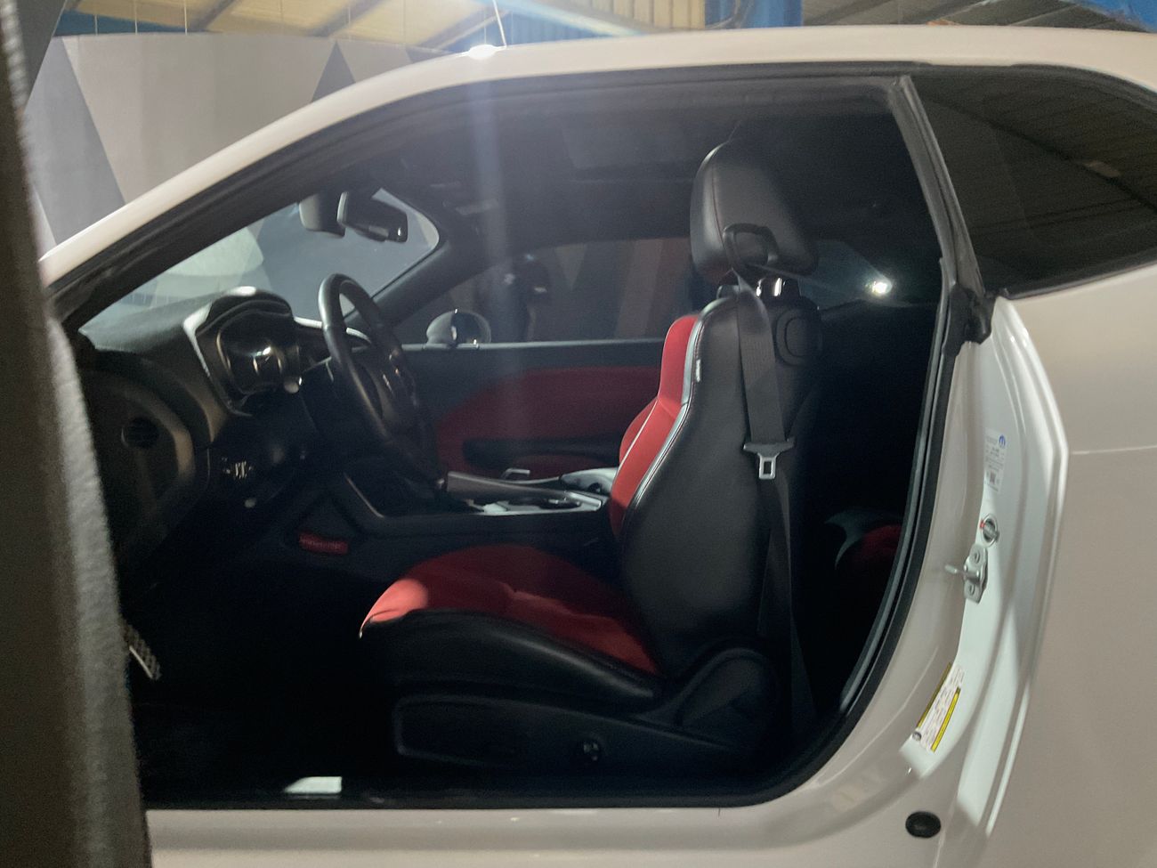 دودج تشالينجر R/T | National Day Celebration | شامل الضمان | 0 ﺪﻔﻋﺓ ﺃﻮﻟﻯ