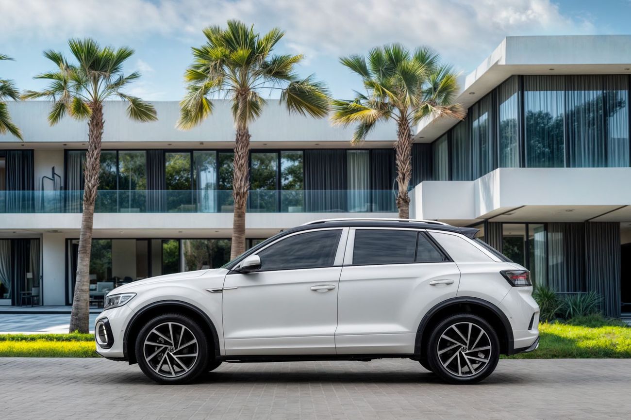 فولكس واجن T ROC 1,860 P.M  | 0% Downpayment | Volkwagen T-Roc R-Line Brand New!