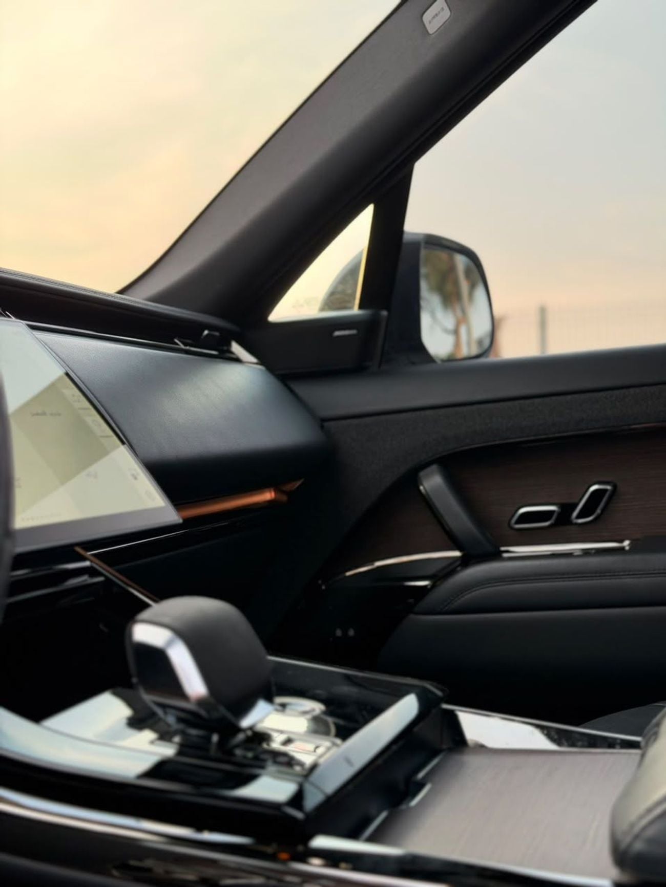 لاند روفر رينج روفر سبورت RANGE ROVER SPORT 2024