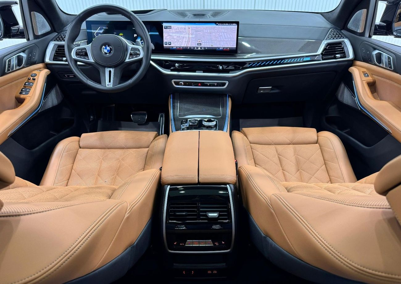 بي أم دبليو X5 M 2024 BMW X5 M60i xDrive, July 2028 BMW Warranty + Service Pack, Fully Loaded, Very Low Kms, GCC