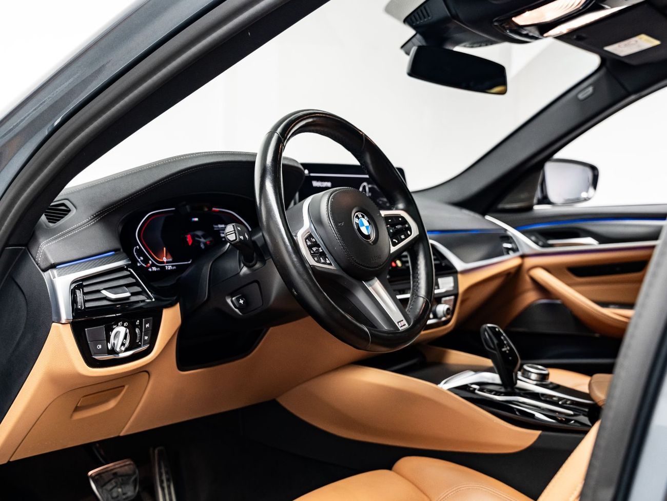 BMW 540i 2023 BMW 540i, 2028 BMW Warranty + Service Contract, Low KMs, GCC