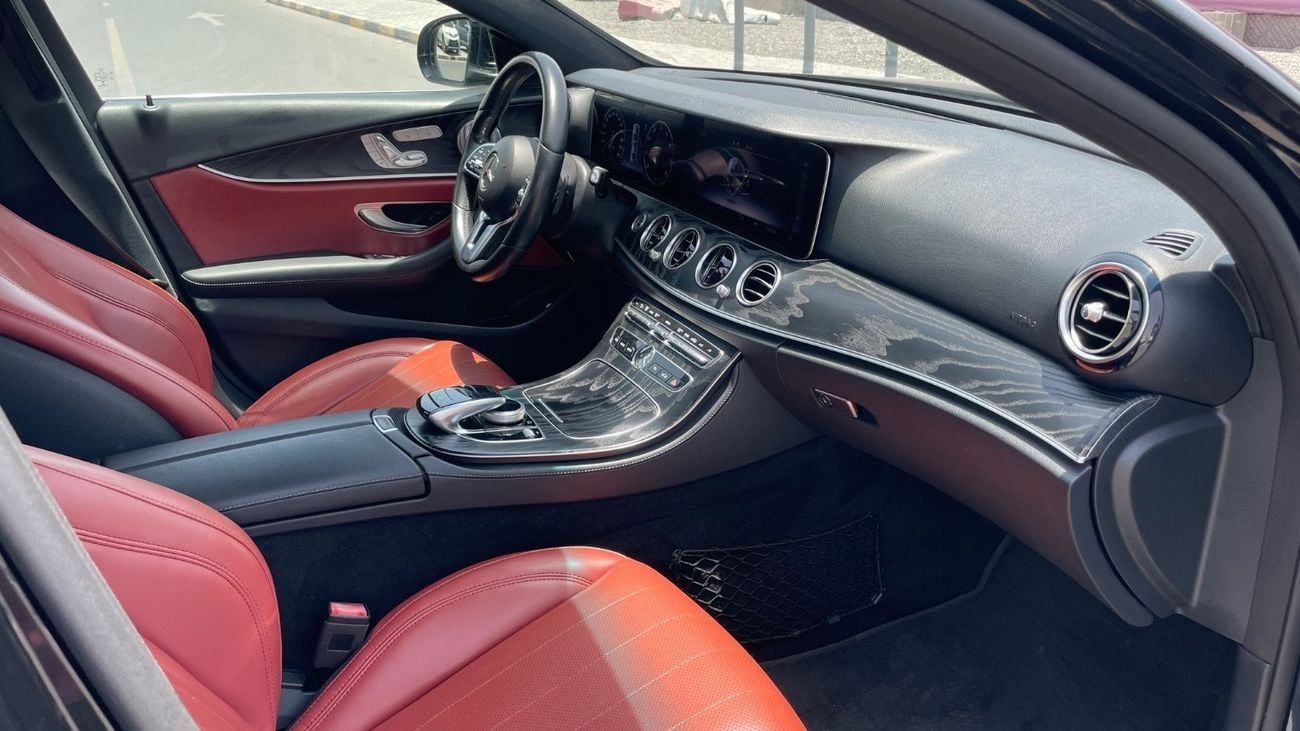 مرسيدس بنز E 350 Std 2.0L Turbo V4