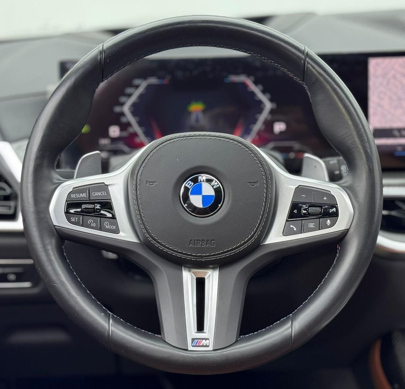 BMW X7 2024 BMW X7 M60i, 2029 BMW Warranty + Service Pack, Very Low Km, 7 Seater, Excellent Condition, GCC