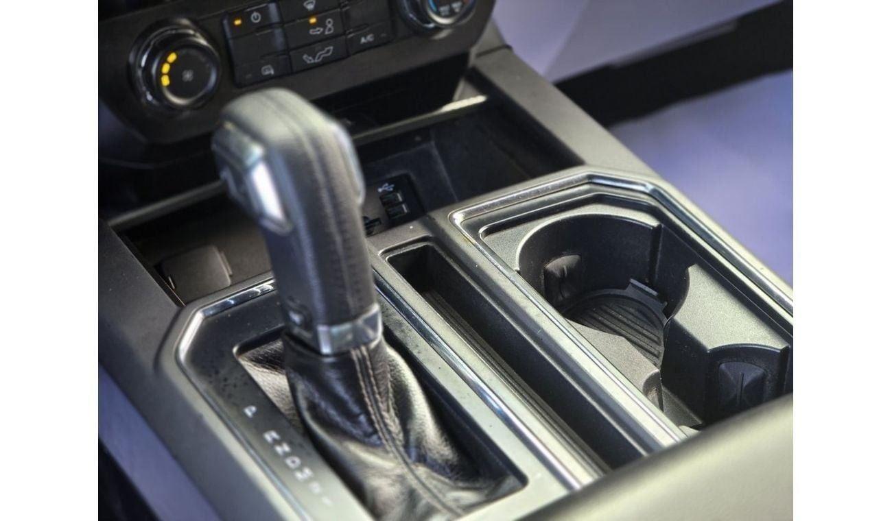 فورد F 150 XLT 5.0L (385 HP) Double Cab Utility FORD F-150 GCC 2015 V8 GOOD CONDITION INSIDE OUT SIDE