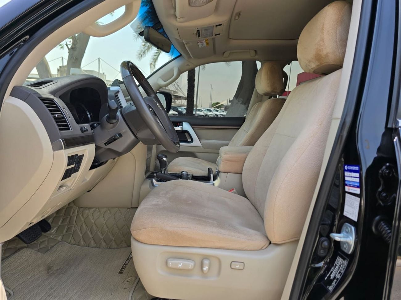 Toyota Land Cruiser VXR