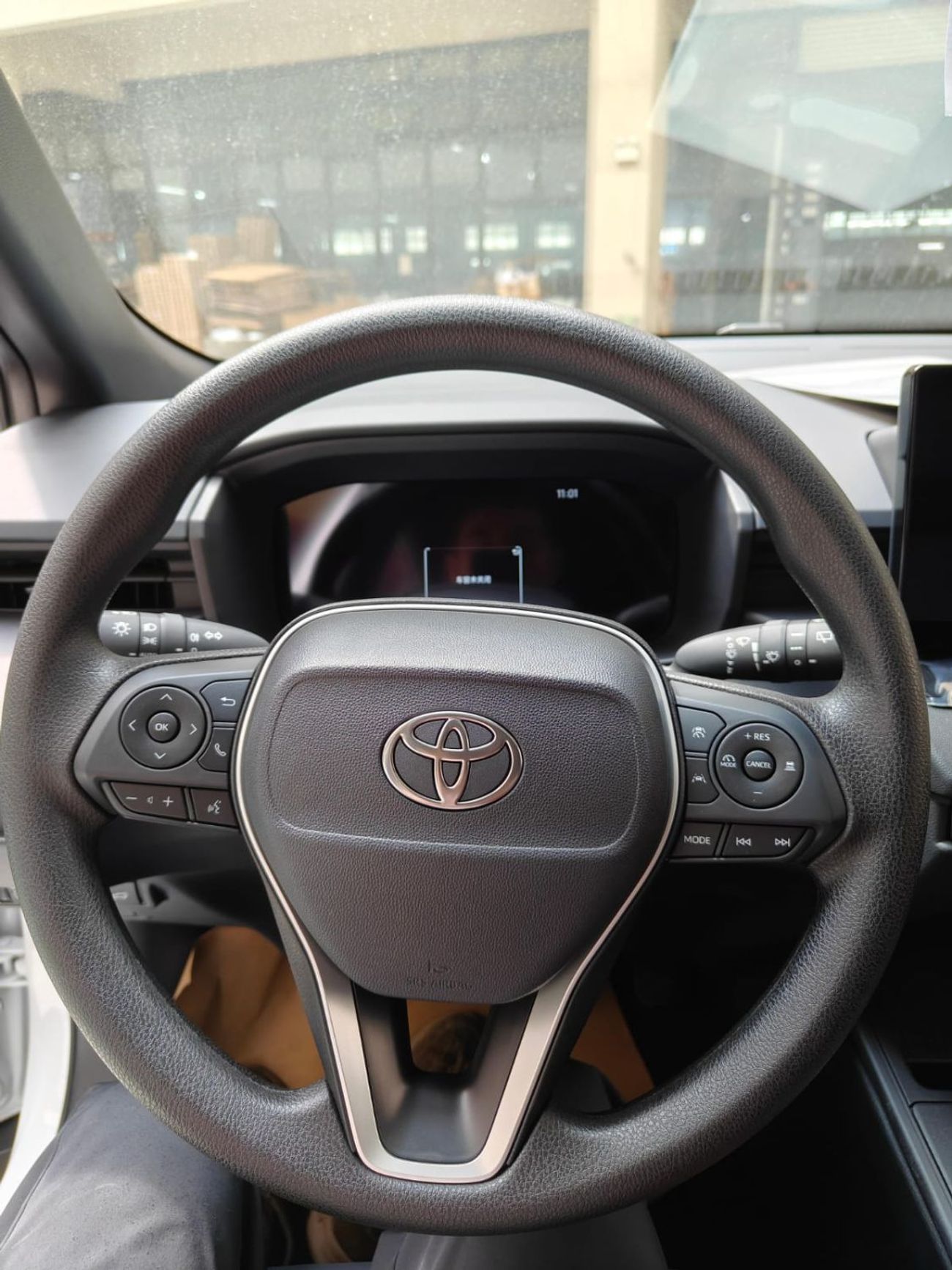 Toyota Frontlander Toyota FRONTLANDER 2.0L (LEATHER SEATS) LEADING VERSION
