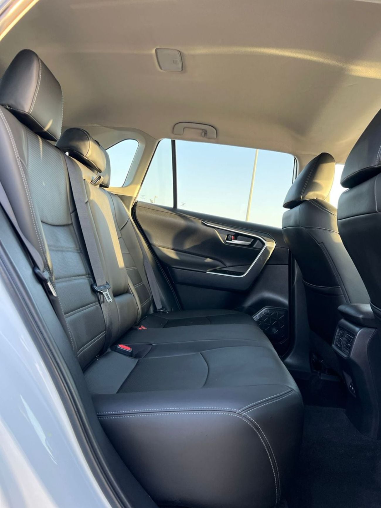 Toyota RAV4 2025 Toyota Rav4 XLE Full Option 2.5L V4 - Rear Camera  - Leather Seat - AWD 4x4 - Push Start